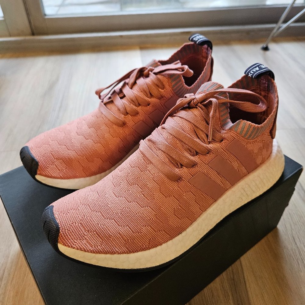 adidas NMD R2 (Brand New)